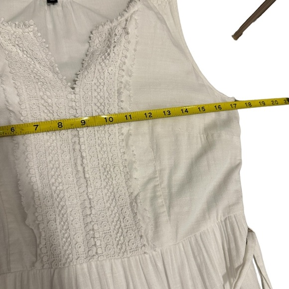 TALBOTS WHITE FULLY LINED COTTON 100% EYELET SLEEVELESS DRESS SIZE 4 - Picture 7 of 16